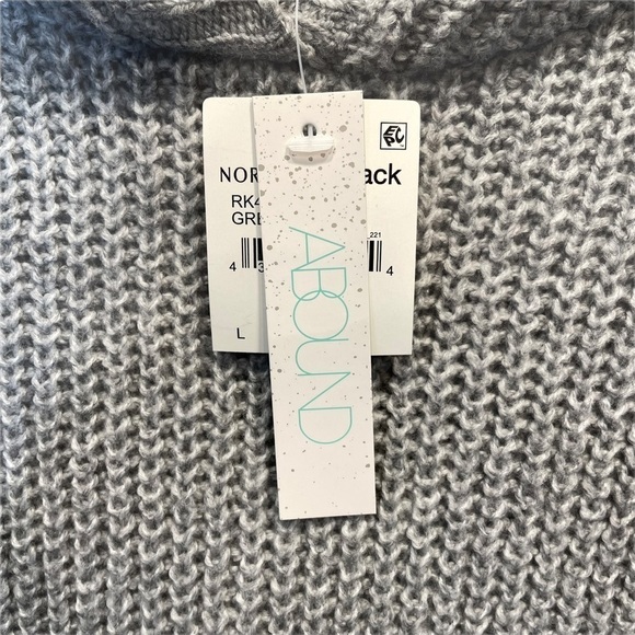 Abound Ribbed Knit Slit Back Hooded Sweater Grey Heather Large NWT New - Picture 6 of 8